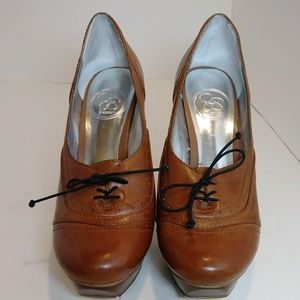 Jessica Simpson oxford lace up pump